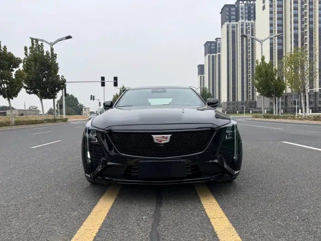 Cadillac CT5 — Фото автомобиля 2