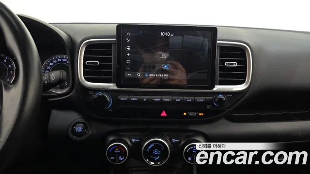 Hyundai Venue — Фото автомобиля 20