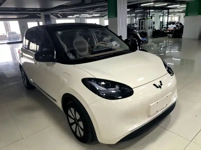 Wuling Bingo — Фото автомобиля 3