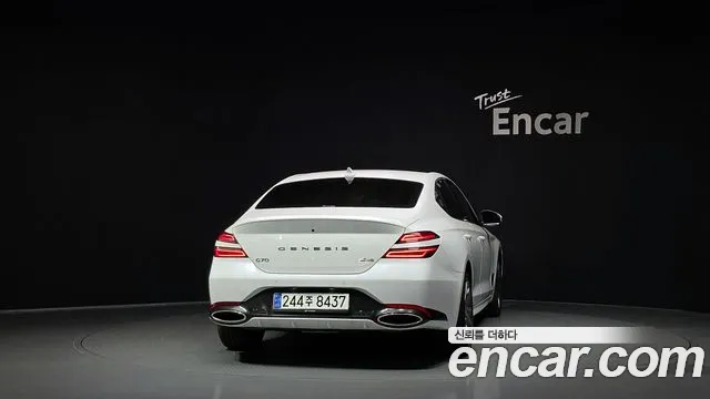 Genesis G70 New — Фото автомобиля 4