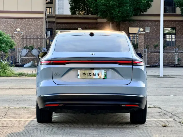 Nio EC7 — Фото автомобиля 6