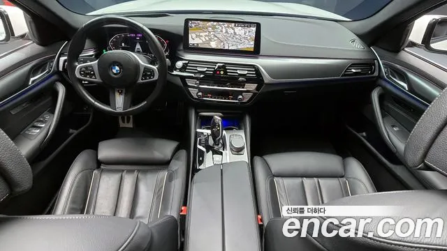 BMW 5-Series — Фото автомобиля 3
