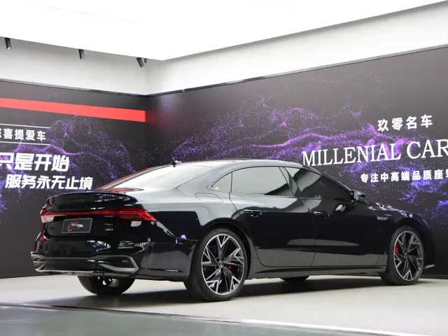 Audi A7L — Фото автомобиля 6