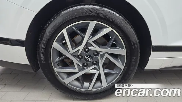 Hyundai Grandeur GN7 — Фото автомобиля 5