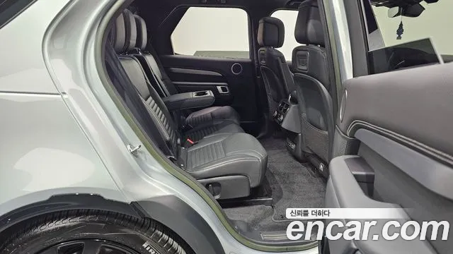 Land Rover Discovery — Фото автомобиля 17