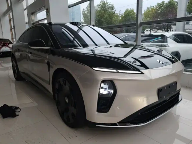 Nio ET9 — Фото автомобиля 3