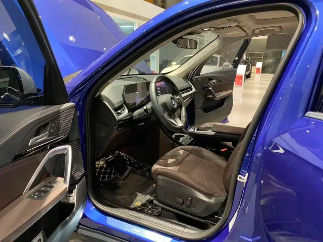 BMW X1 — Фото автомобиля 7