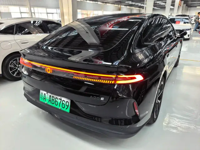 Changan Qiyuan A06 — Фото автомобиля 15