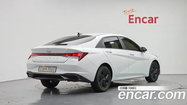 Hyundai AVANTE Avante (CN7) — Фото автомобиля 2
