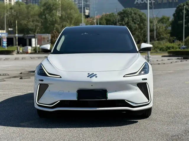 IM Motors IM LS7 — Фото автомобиля 2