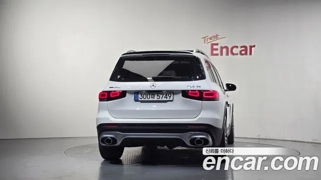 Mercedes-Benz GLB-Class — Фото автомобиля 4