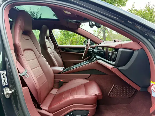 Porsche Panamera — Фото автомобиля 18