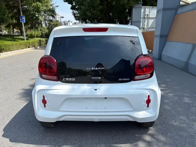 Roewe Clever — Фото автомобиля 8