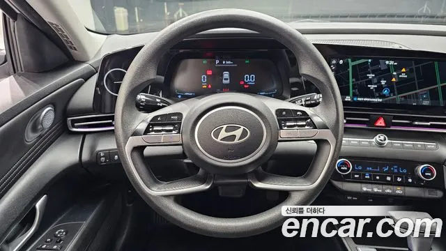 Hyundai Avante CN7 — Фото автомобиля 13