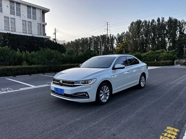 Volkswagen Bora — Фото автомобиля 3