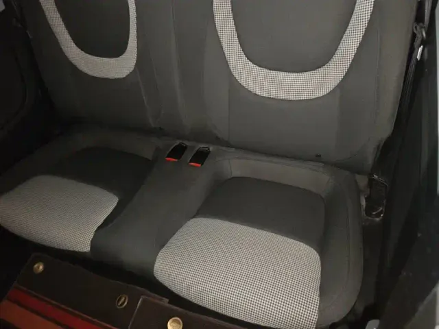 Wuling Hongguang Mini EV — Фото автомобиля 16