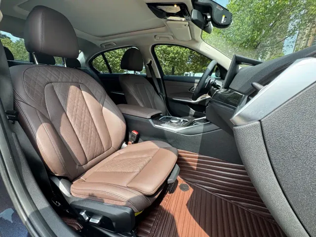 BMW 3 Series — Фото автомобиля 11