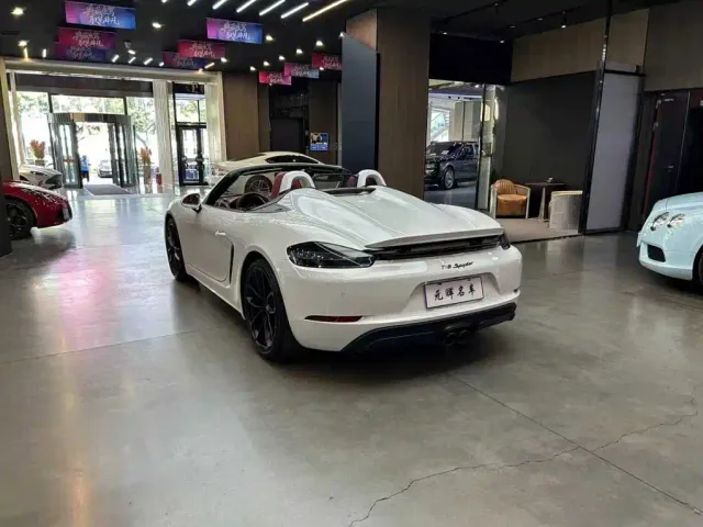 Porsche 718 — Фото автомобиля 15
