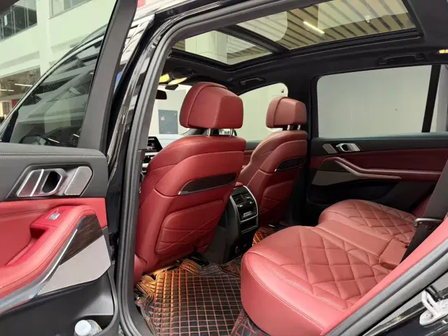 BMW X5 — Фото автомобиля 12
