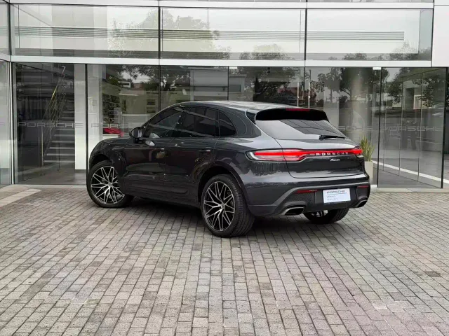 Porsche Macan — Фото автомобиля 3
