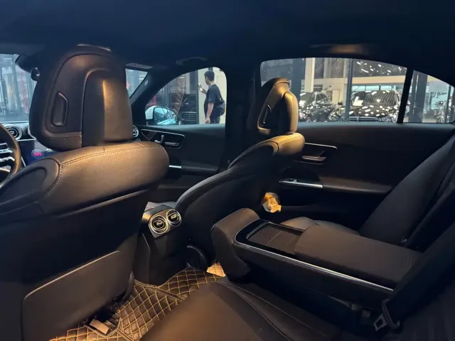 Mercedes-Benz Mercedes-Benz C-Class 2023 C 260 L Sport — Фото автомобиля 5