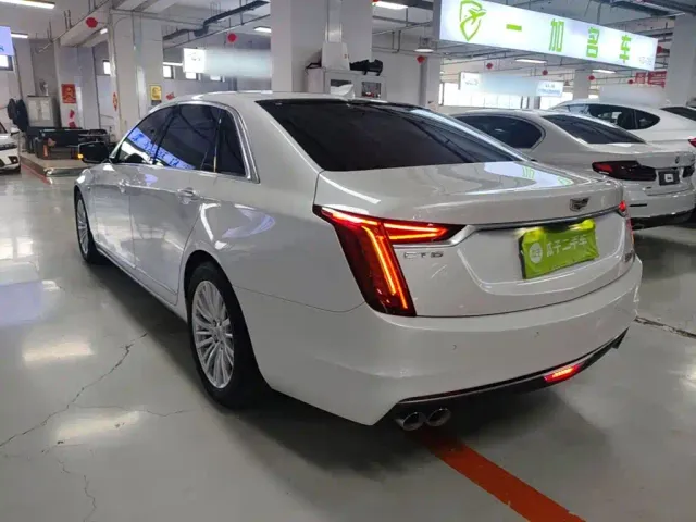 Cadillac CT6 — Фото автомобиля 4