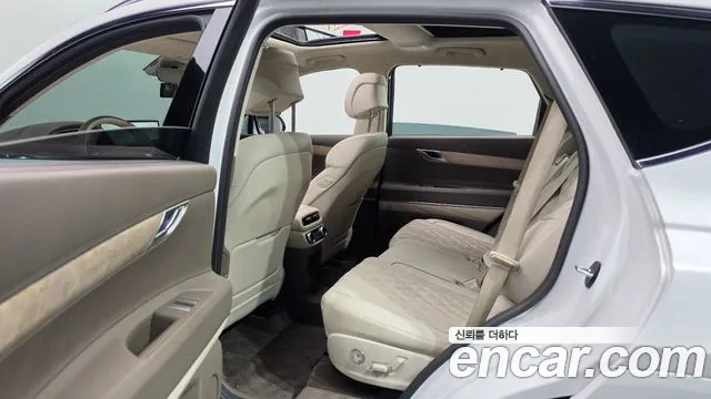 Genesis GV80 — Фото автомобиля 12
