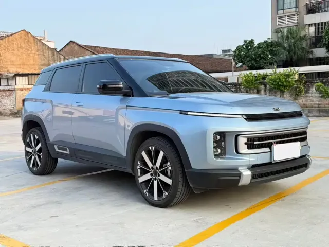 Geely ICON — Фото автомобиля 3