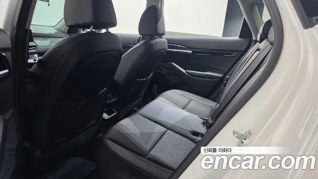Kia Seltos New — Фото автомобиля 17