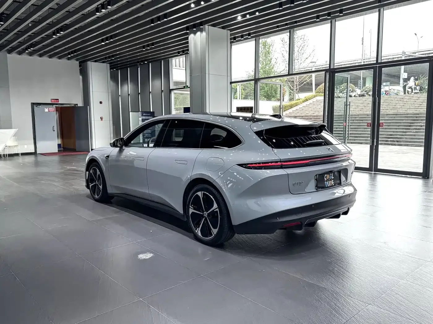 NIO NIO ET5T 2024 75kWh Touring — Фото автомобиля 12