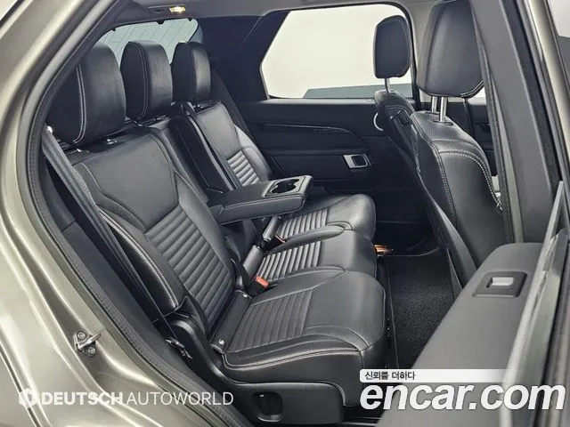 Land Rover Discovery — Фото автомобиля 12