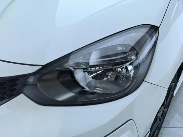 Honda Fit — Фото автомобиля 5