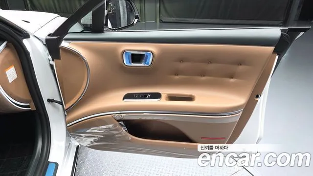 Hyundai Grandeur GN7 — Фото автомобиля 13