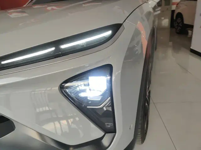 Nio EC6 — Фото автомобиля 17