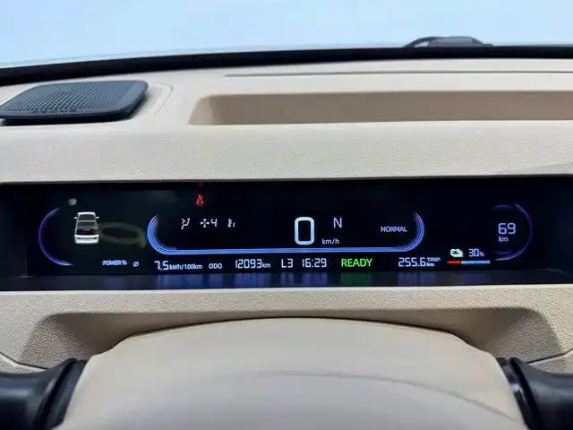 Geely Panda — Фото автомобиля 6