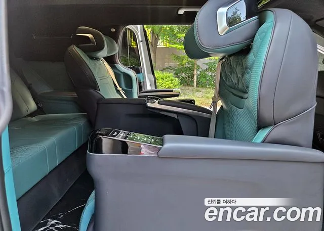 Kia Canival Новый Carnival 4 поколение Бензин 9 мест Hi-Limousine (Спецкузов) — Фото автомобиля 14
