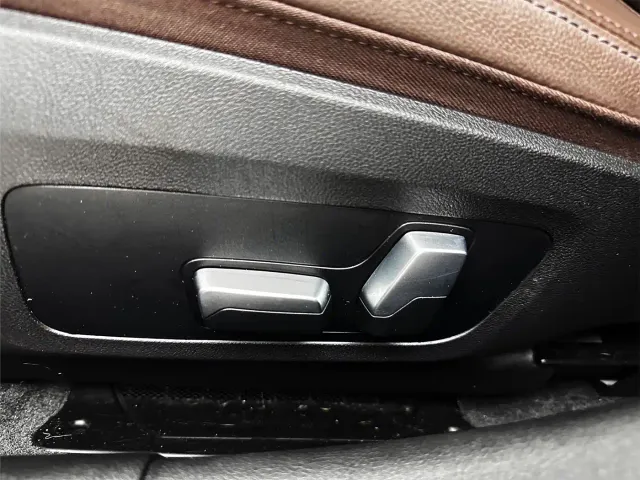 BMW 3 Series — Фото автомобиля 16