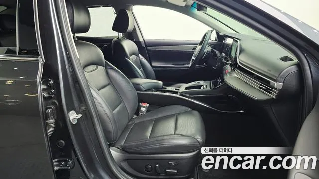 Hyundai Grandeur New — Фото автомобиля 12