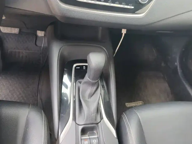 Toyota Corolla — Фото автомобиля 16