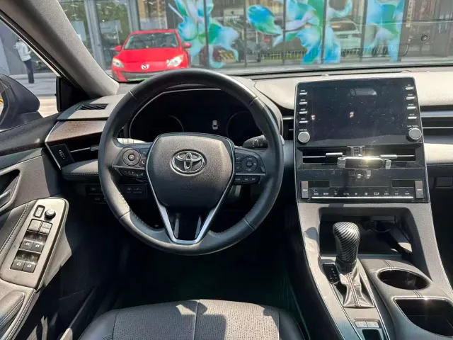 Toyota Avalon — Фото автомобиля 17