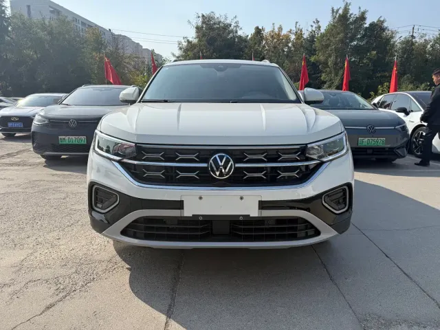 Volkswagen Tayron — Фото автомобиля 2