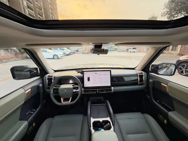 iCAR 03 — Фото автомобиля 5