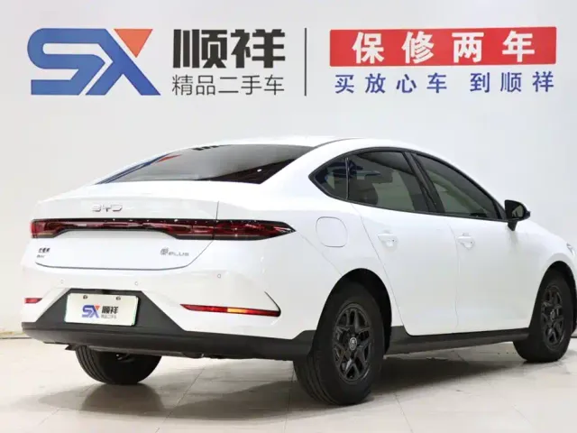 BYD Qin PLUS — Фото автомобиля 4