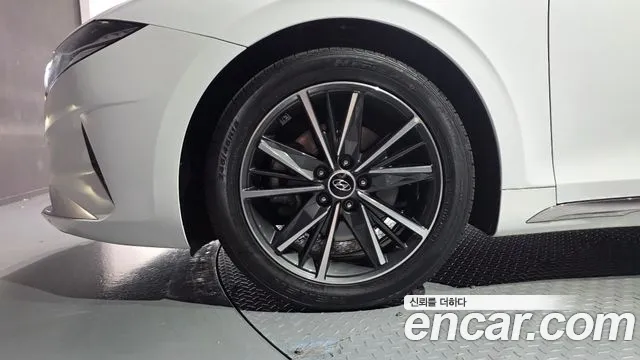 Hyundai Grandeur Grandeur (New) — Фото автомобиля 5