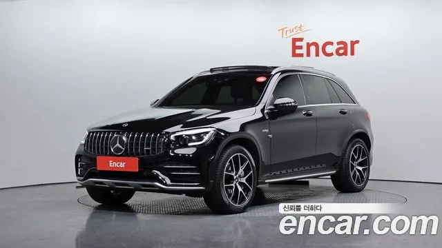 Фотография автомобиля — Mercedes-Benz GLC-Class