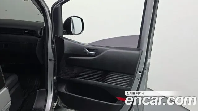 Hyundai Staria Staria Карго 5 мест — Фото автомобиля 24
