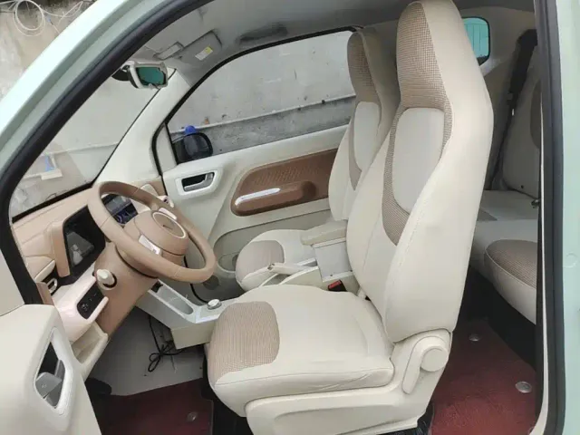 Wuling Hongguang Mini EV — Фото автомобиля 14