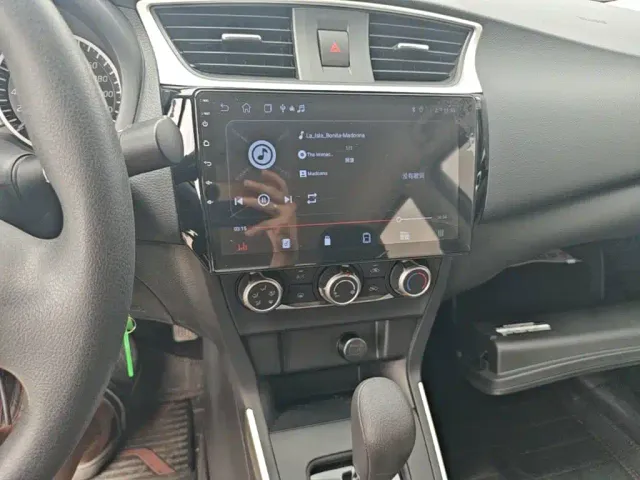 Nissan Sylphy — Фото автомобиля 12