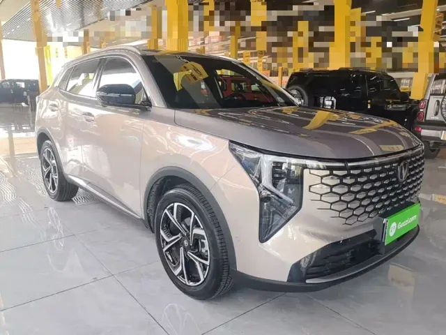 Changan CS55 Plus — Фото автомобиля 3
