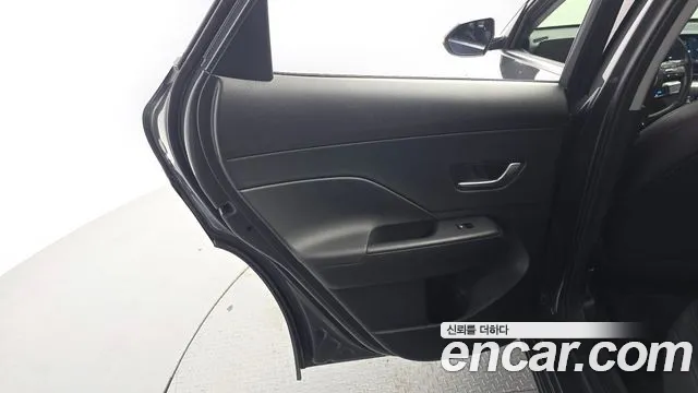 Hyundai Kona — Фото автомобиля 24